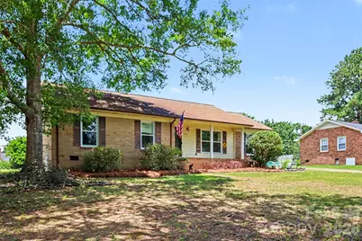 2570 Watson Drive, Lancaster, SC 29720 - Photo 2