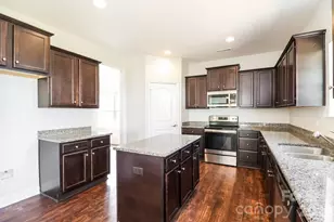 205 Taylors Creek St, Mount Holly, NC 28120 - Photo 6
