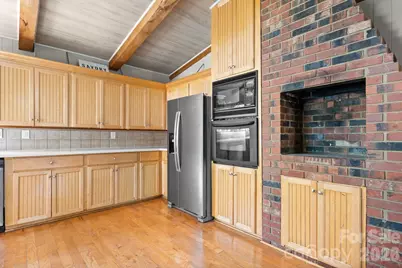15 6th Em Street, Marion, NC 28752 - Photo 6