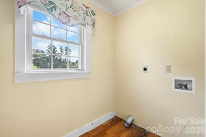 15 6th Em Street, Marion, NC 28752 - Photo 18