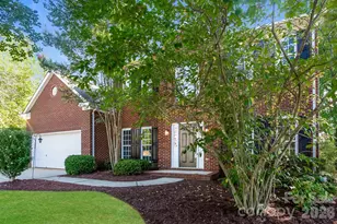 6804 Sweetfield Dr, Huntersville, NC 28078 - Photo 2