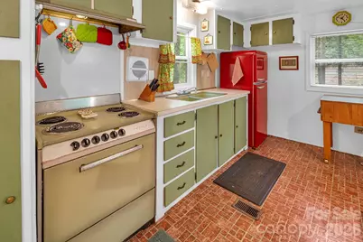 175 Elmwood Drive, Troy, NC 27371 - Photo 14