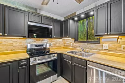 105 Shirley Drive, Maggie Valley, NC 28751 - Photo 8