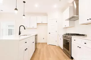 1232 N Sharon Amity Rd, Charlotte, NC 28211 - Photo 4