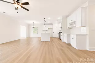 1232 N Sharon Amity Rd, Charlotte, NC 28211 - Photo 10