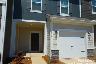 2821 Aubrey St, Monroe, NC 28110 - Photo 2