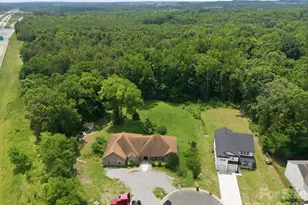 1803 Wilton Gate Dr, Charlotte, NC 28262 - Photo 2