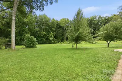 1803 Wilton Gate Drive, Charlotte, NC 28262 - Photo 32
