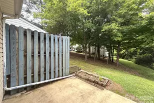 747 Mountainwater Dr, Charlotte, NC 28262 - Photo 14