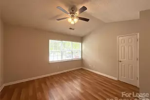 747 Mountainwater Dr, Charlotte, NC 28262 - Photo 10