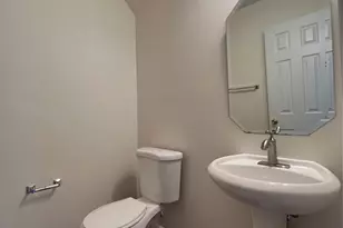 325 Ross Moore Ave, Charlotte, NC 28205 - Photo 4