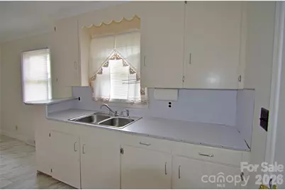309 Morehead Road, Marion, NC 28752 - Photo 18