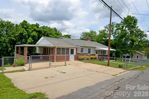 309 Morehead Rd, Marion, NC 28752 - Photo 2