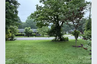 901 Ridgecrest Drive NE, Lenoir, NC 28645 - Photo 26