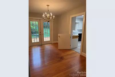 901 Ridgecrest Drive NE, Lenoir, NC 28645 - Photo 6
