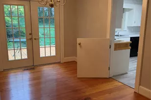 901 Ridgecrest Dr NE, Lenoir, NC 28645 - Photo 6