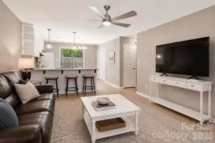 137 Glenwood Dr, Rock Hill, SC 29732 - Photo 2