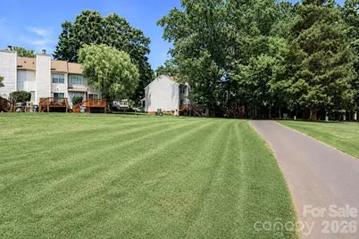 8157 Circle Tree Lane, Charlotte, NC 28277 - Photo 4