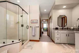 2 Meadow Ridge Ln, Hendersonville, NC 28739 - Photo 26