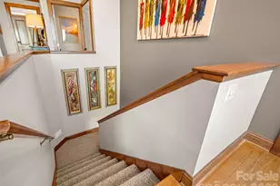 2 Meadow Ridge Ln, Hendersonville, NC 28739 - Photo 32