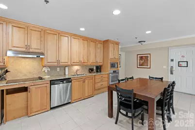 201 Bowling Park Road, Asheville, NC 28803 - Photo 8