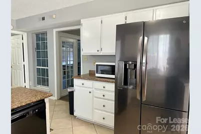 9501 Pondside Lane, Charlotte, NC 28213 - Photo 4