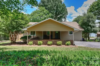 113 Skippers Cove Lane, Troutman, NC 28166 - Photo 8