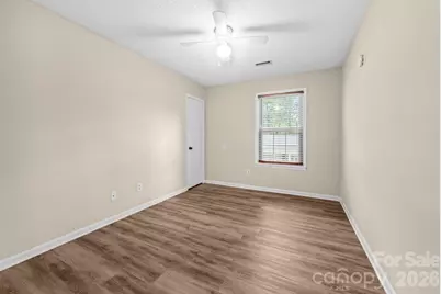 8521 Castle Pine Court, Charlotte, NC 28226 - Photo 10