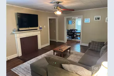 1920 Wood Dale Terrace, Charlotte, NC 28203 - Photo 2