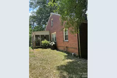 1920 Wood Dale Terrace, Charlotte, NC 28203 - Photo 14