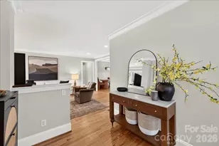 2120 Dalehurst Dr, Charlotte, NC 28205 - Photo 6
