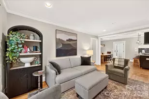 2120 Dalehurst Dr, Charlotte, NC 28205 - Photo 8