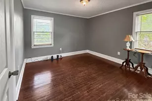 113 Pinewood Ave, Clinton, SC 29325 - Photo 10