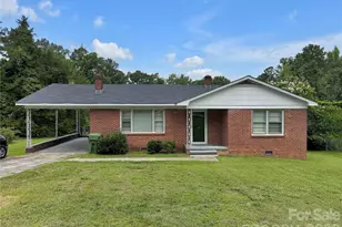 113 Pinewood Ave, Clinton, SC 29325 - Photo 1