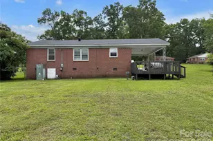 113 Pinewood Ave, Clinton, SC 29325 - Photo 2