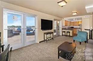 718 W Trade St, Charlotte, NC 28202 - Photo 22