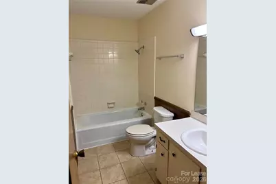 128 Hillcrest Drive, Lincolnton, NC 28092 - Photo 6