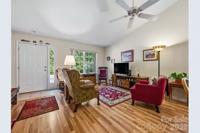 107 London Court, Brevard, NC 28712 - Photo 4