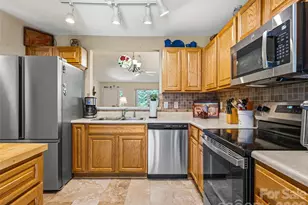 107 London Ct, Brevard, NC 28712 - Photo 12