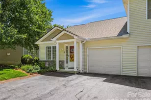 107 London Ct, Brevard, NC 28712 - Photo 2