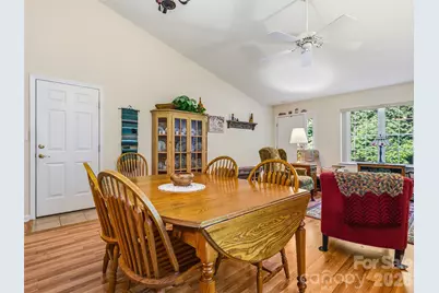 107 London Court, Brevard, NC 28712 - Photo 8
