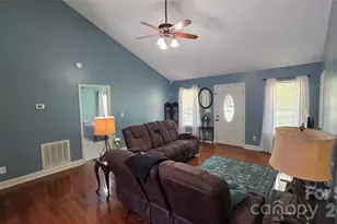 731 Jennings Rd, Statesville, NC 28625 - Photo 22