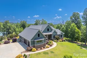 398 Mapleton Ln, Columbus, NC 28722 - Photo 4
