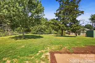 2634 Cherokee Ct, Gastonia, NC 28056 - Photo 36