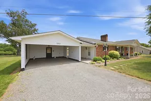 1913 Nebo Rd, Boonville, NC 27011 - Photo 6