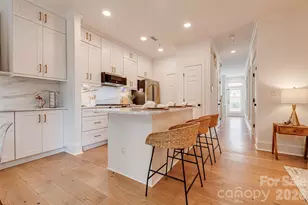 937 Park Slope Dr, Charlotte, NC 28209 - Photo 4