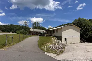 422 US Hwy 19E Hwy, Spruce Pine, NC 28777 - Photo 14