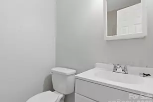 622 Dunbrook Ln, Charlotte, NC 28217 - Photo 16