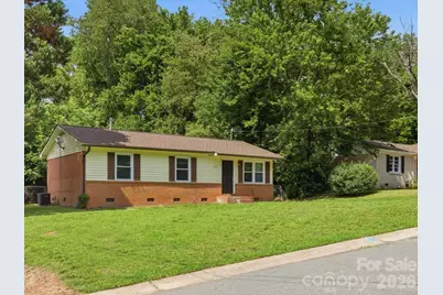 622 Dunbrook Lane, Charlotte, NC 28217 - Photo 2
