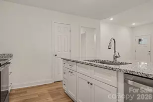 160 Parris Rd, Blacksburg, SC 29702 - Photo 10
